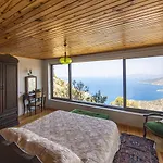Yediburunlar Lighthouse Boutique And Restaurant Hotel