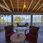 Yediburunlar Lighthouse Boutique And Restaurant Hotel 4*