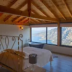 Hotel Yediburunlar Lighthouse Boutique And Restaurant