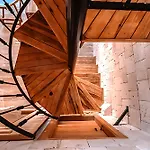 Yediburunlar Lighthouse Boutique And Restaurant Hotel Faralya