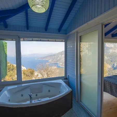 Maison d'hôtes Yediburunlar Lighthouse Boutique And Restaurant 5*