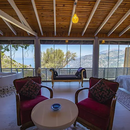 Yediburunlar Lighthouse Boutique And Restaurant Hotel 4*