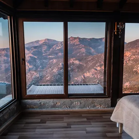 Yediburunlar Lighthouse Boutique And Restaurant