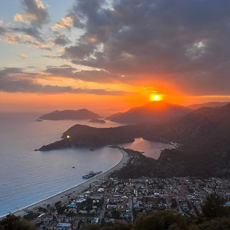 Yediburunlar Lighthouse Boutique And Restaurant Hotel 4*