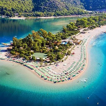 מלון Yediburunlar Lighthouse Boutique And Restaurant